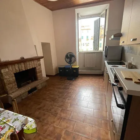 La Casa Di Gio Daire Lucca